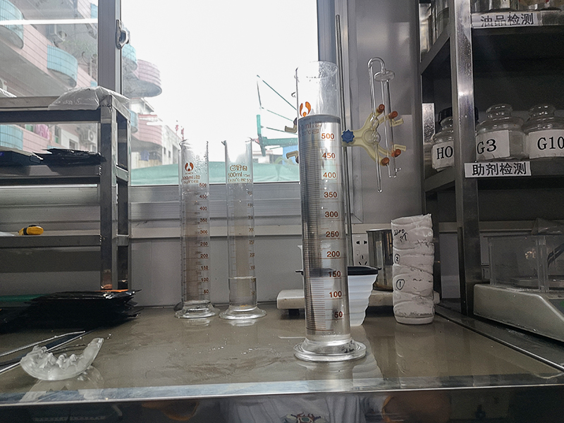 白油粘度調(diào)節(jié)測試